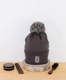 GORRO PERSONALIZADO CON POMPOM